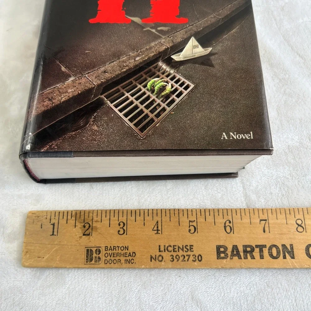 IT by Stephen King True 1st Edition True 1st Printing Hardcover DJ $22.95 Horror